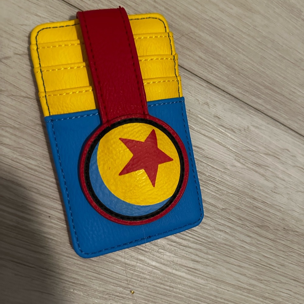 Pixar Ball Card Holder with Star Design